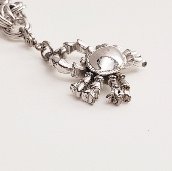 Monet Double Link Crab Charm Bracelet Silvertone - Picture 3 of 10